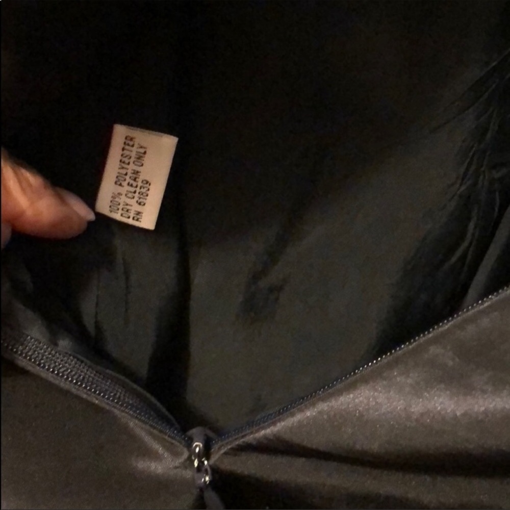 EUC BLACK SILK FORMAL DRESS - Picture 7 of 8